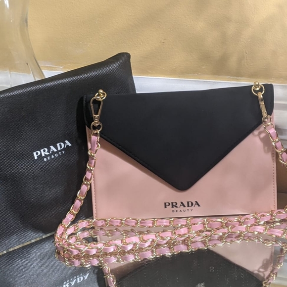 Prada hand pouch converted into shoulder bag or cross body - Picture 8 of 16